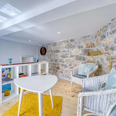 Lemon By Interhome